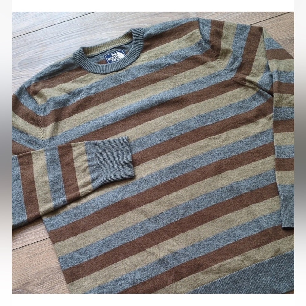 The North Face Wool Cotton Blend Long Sleeve Sweater - Stripes gray brown - L